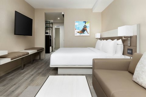 AC Hotel St. Petersburg Downtown — photo 3