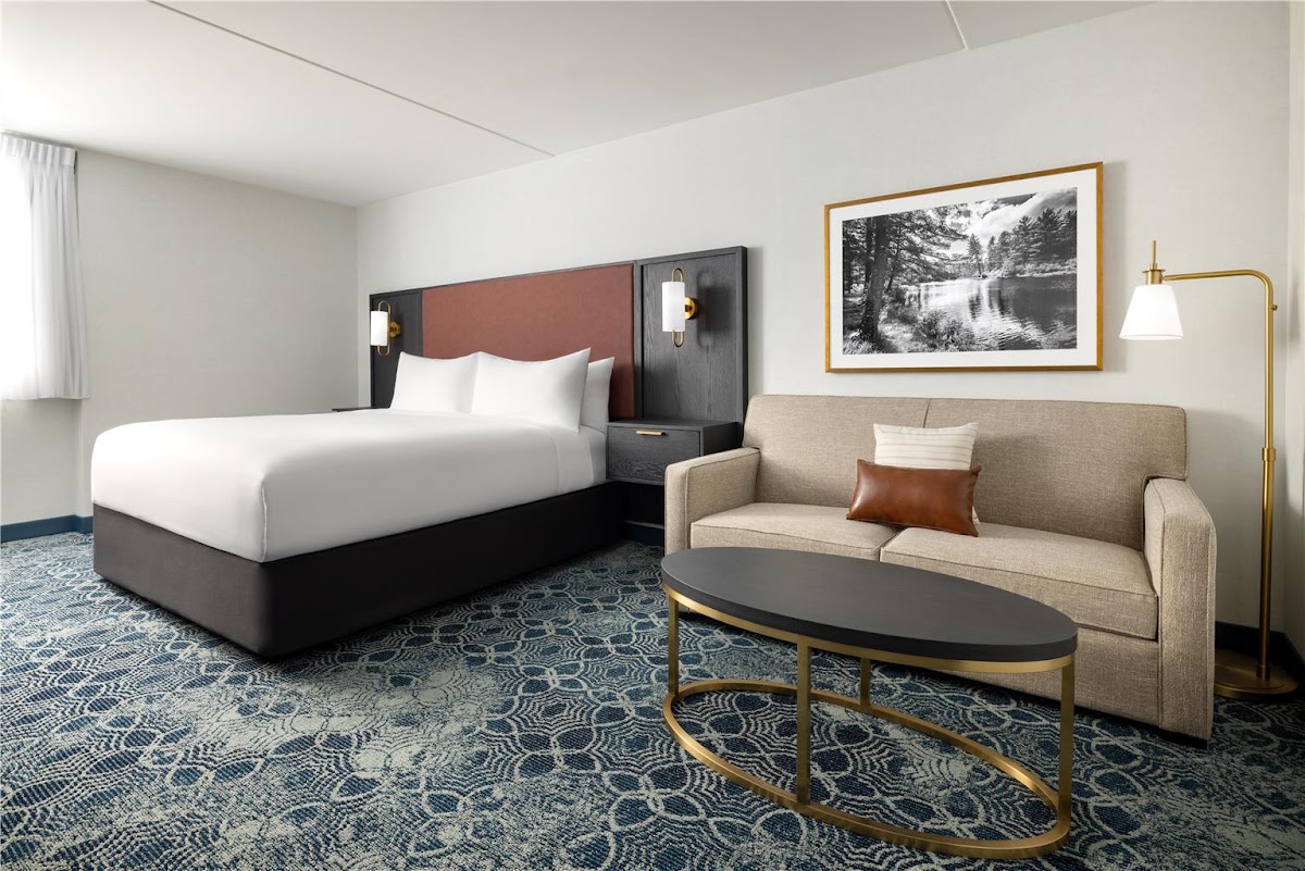 DoubleTree by Hilton Concord Downtown — photo 3