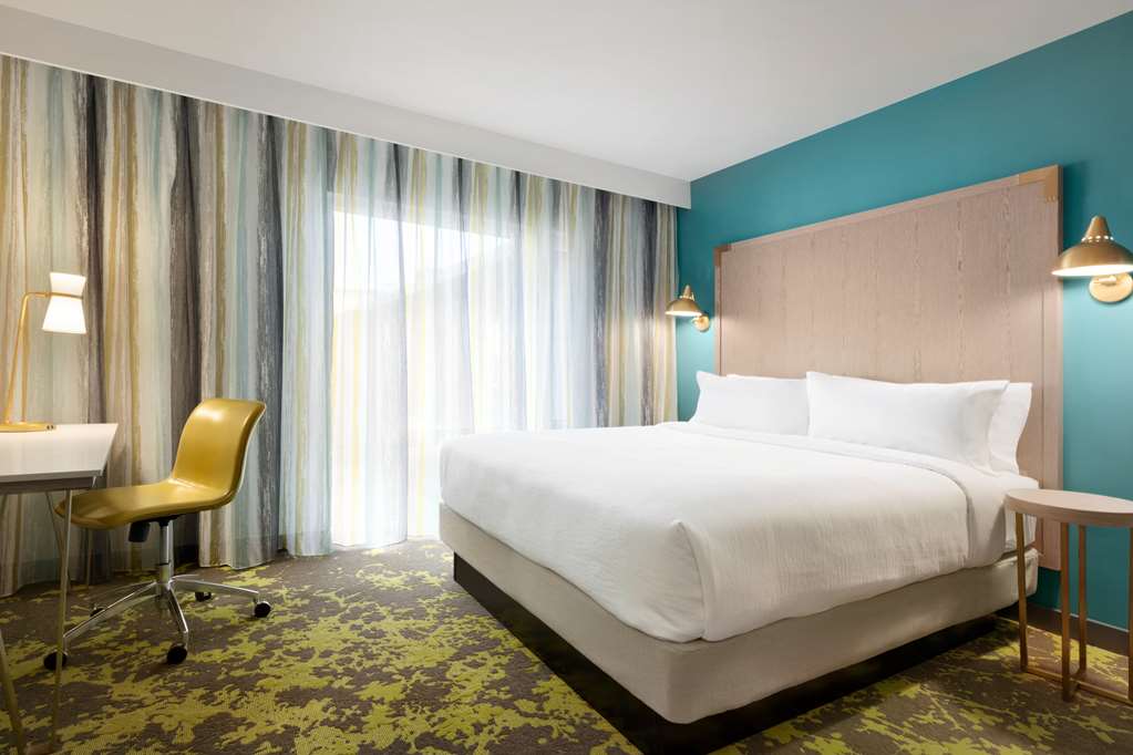 Embassy Suites by Hilton Boulder — photo 3