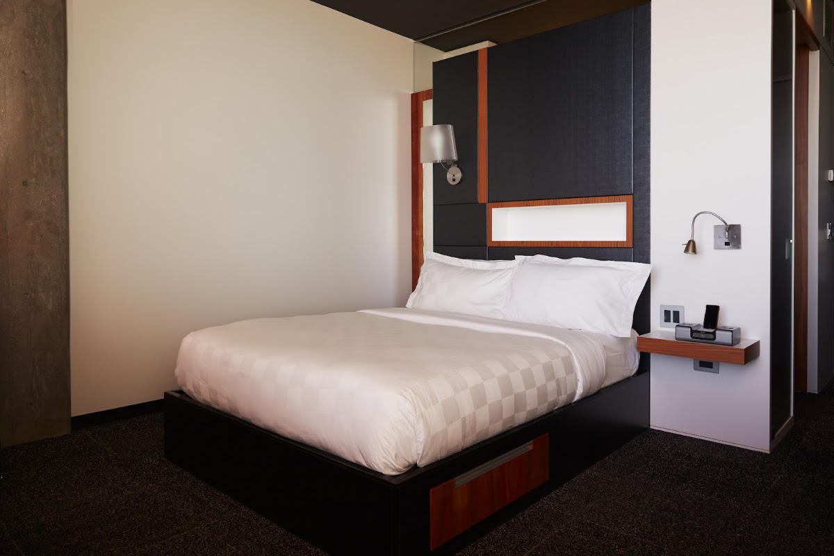 Alt Hotel — photo 3