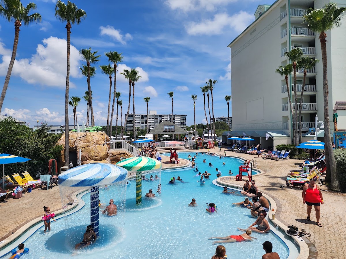 Harbour Club Condos & Water Park — photo 4
