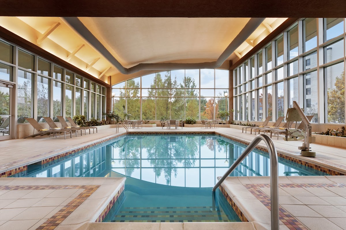 Embassy Suites by Hilton Huntsville — photo 4