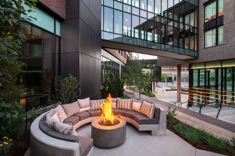 Moxy Boulder University