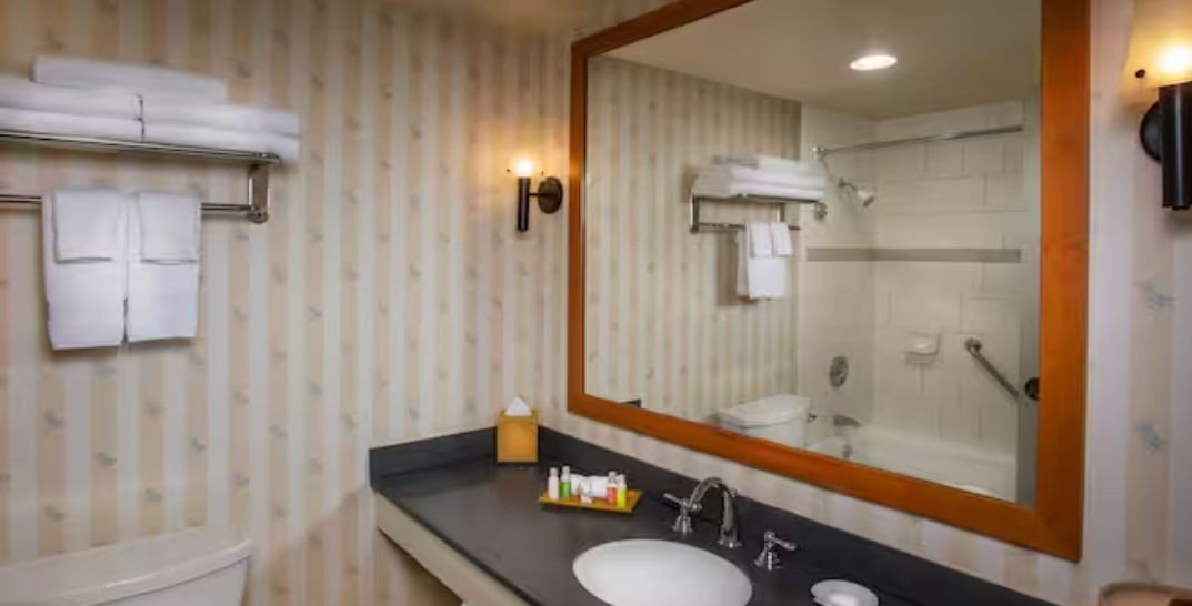 Pixar Place Hotel — photo 5