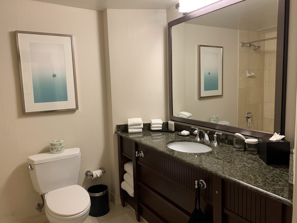 Embassy Suites by Hilton San Diego La Jolla — photo 5