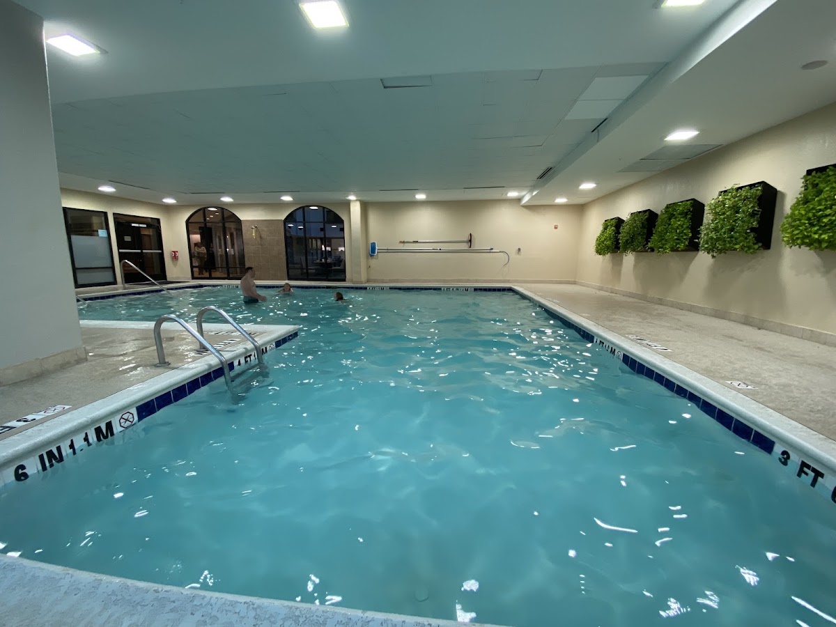 Embassy Suites by Hilton Atlanta Alpharetta — photo 4