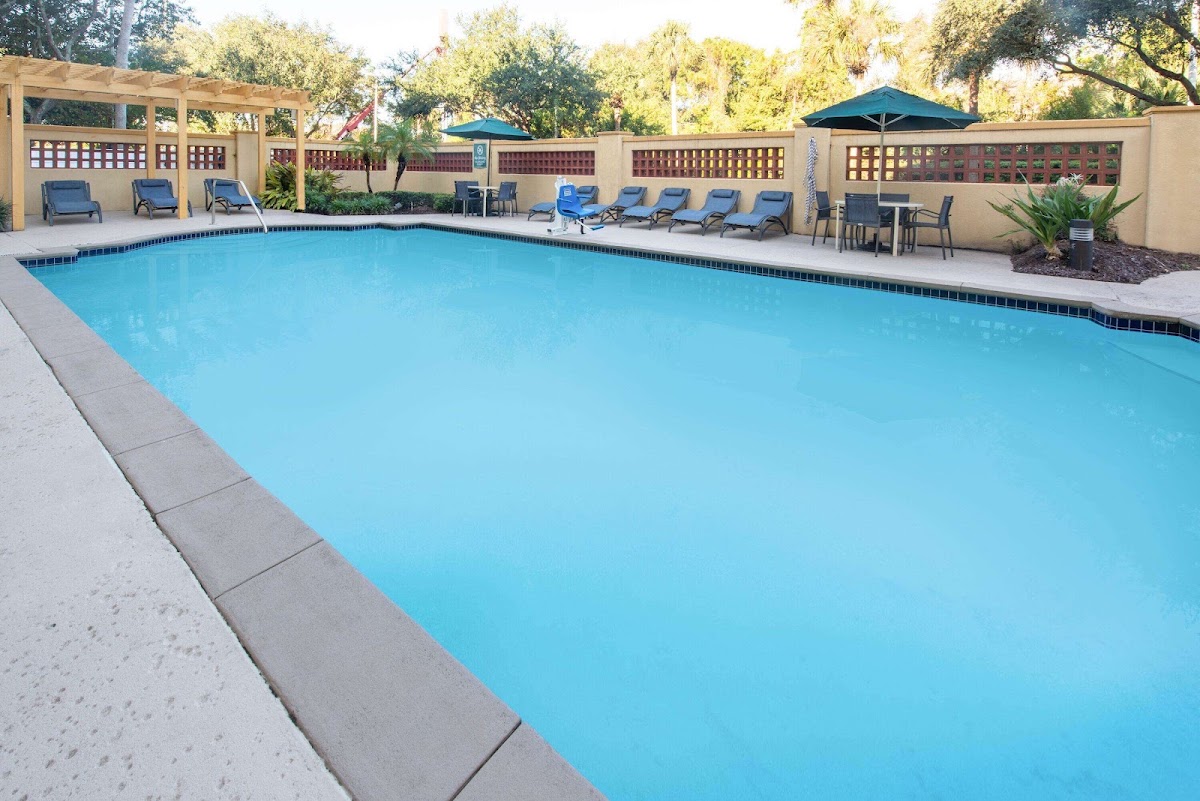 La Quinta Inn & Suites by Wyndham Tampa Brandon Regency Park — photo 4