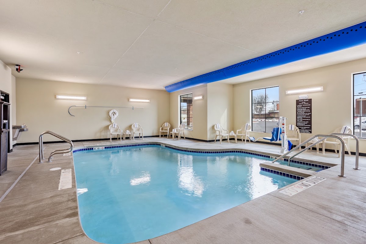 Cobblestone Hotel & Suites - De Pere/Green Bay — photo 4