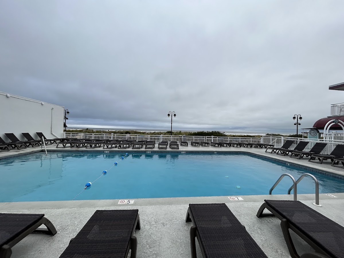 Beach Club Hotel — photo 4