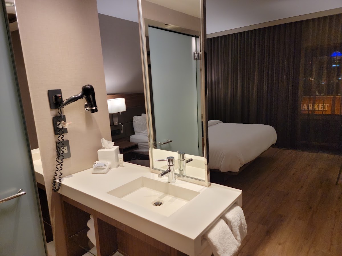 AC Hotel Kansas City Plaza — photo 4