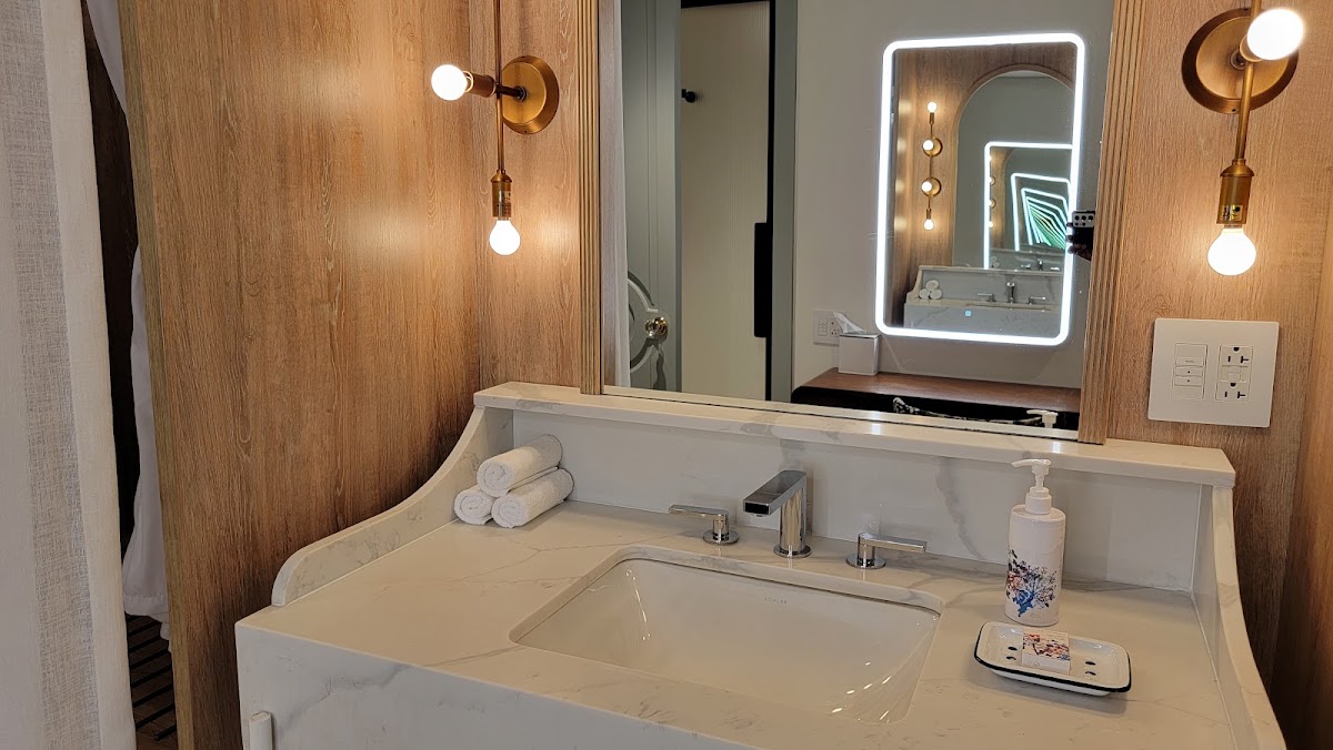 Virgin Hotels New Orleans — photo 5