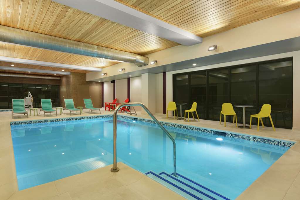 Home2 Suites by Hilton Portland Airport OR — photo 4