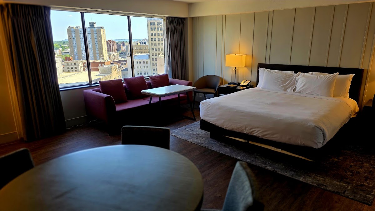 Hyatt Regency Louisville — photo 3