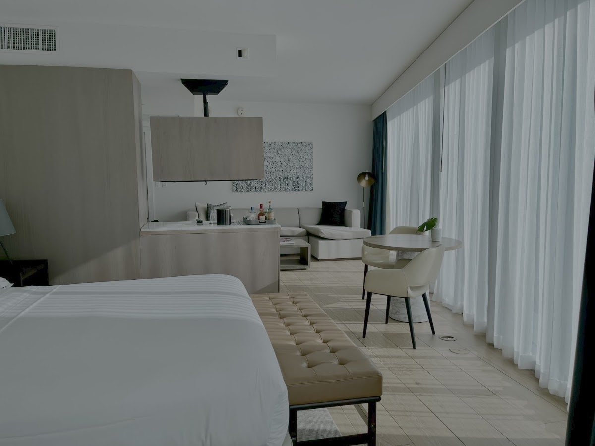 Kimpton EPIC Hotel — photo 3