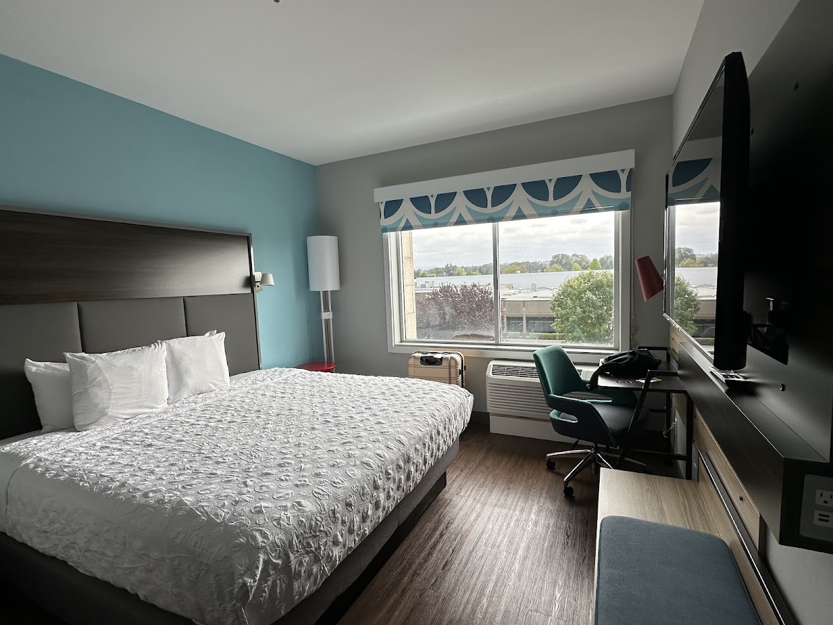 Tru by Hilton Tukwila Seattle Airport — photo 3