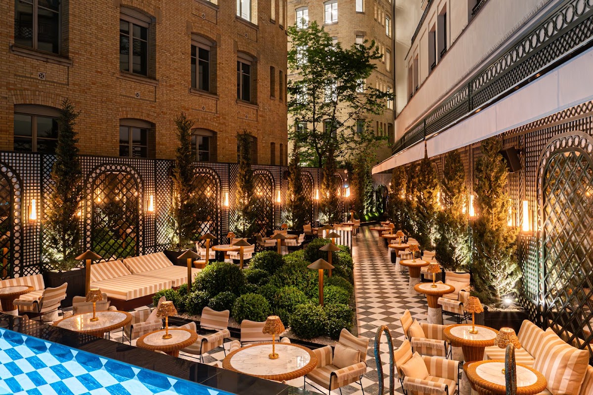 Sax Paris, LXR Hotels & Resorts — photo 1