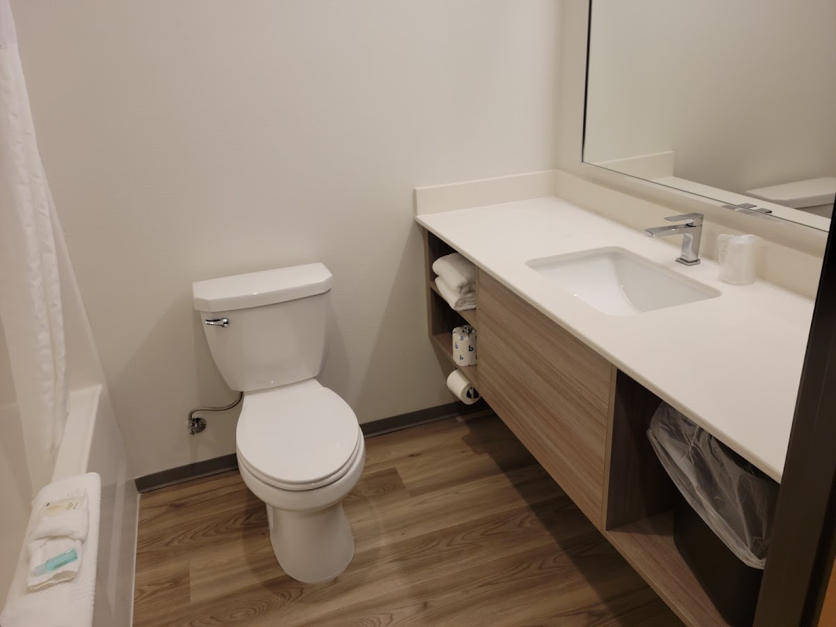 WoodSpring Suites Meridian — photo 4