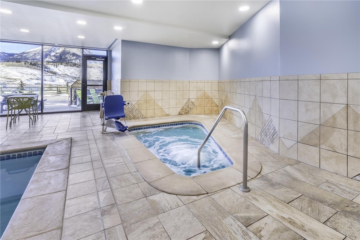 Hampton Inn & Suites Silverthorne — photo 4