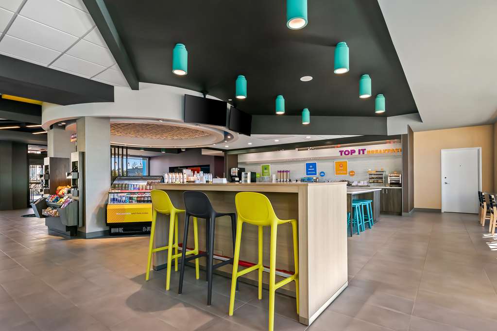 Tru by Hilton Rogers Bentonville — photo 5