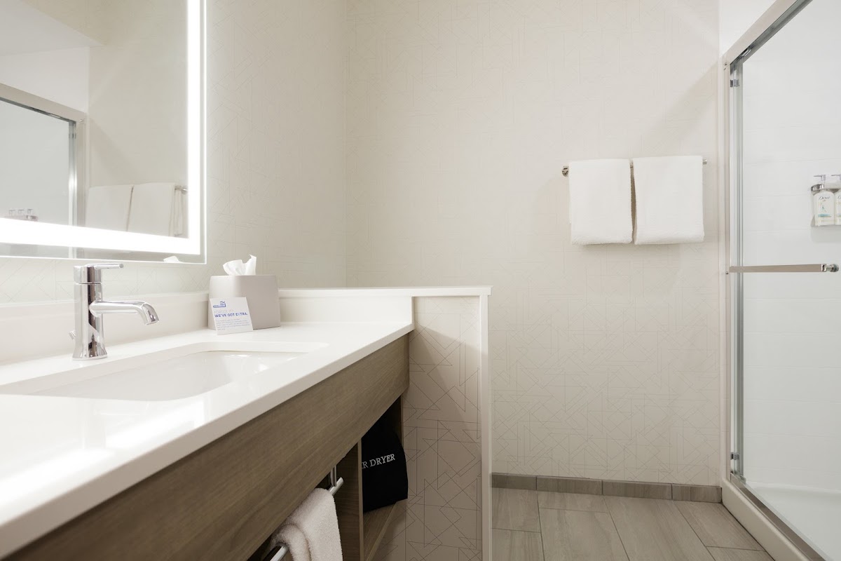 Holiday Inn Express & Suites Sheridan South by IHG — photo 5
