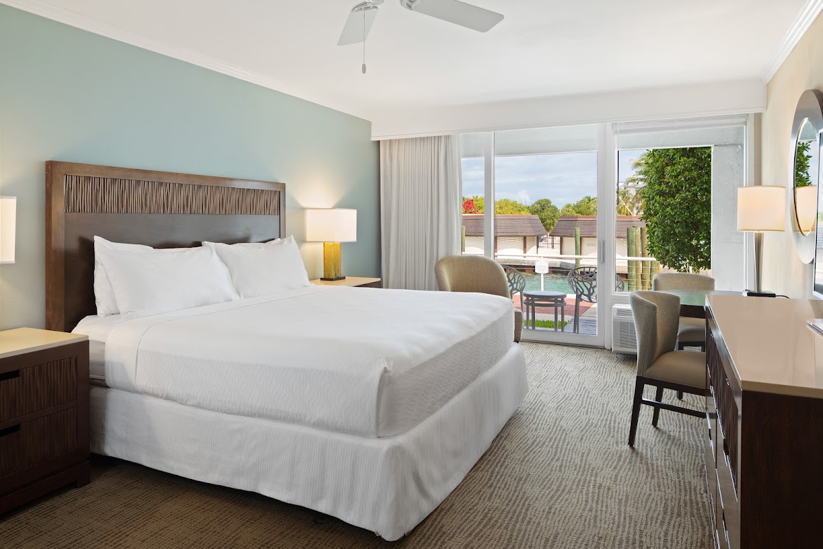 Opal Key Resort & Marina — photo 3