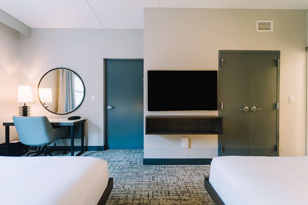 Embassy Suites by Hilton Gatlinburg Resort — photo 3