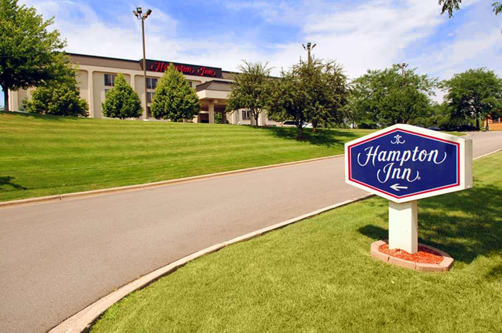 Hampton Inn Madison East Towne Mall Area — photo 1