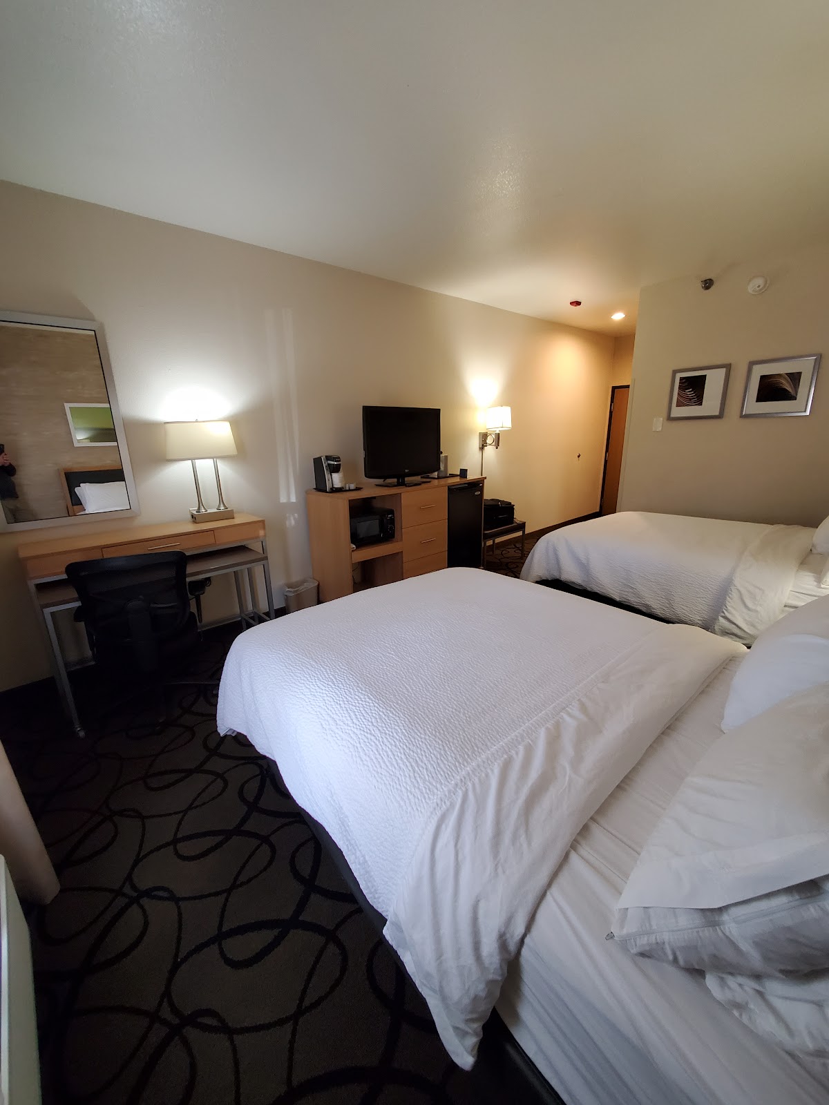 Holiday Inn Express & Suites Henderson, an IHG Hotel — photo 3