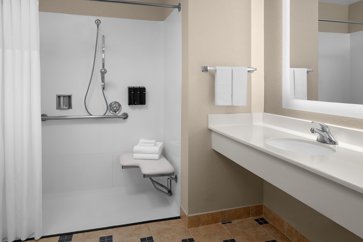 Larkspur Landing Extended Stay Suites Hillsboro — photo 5