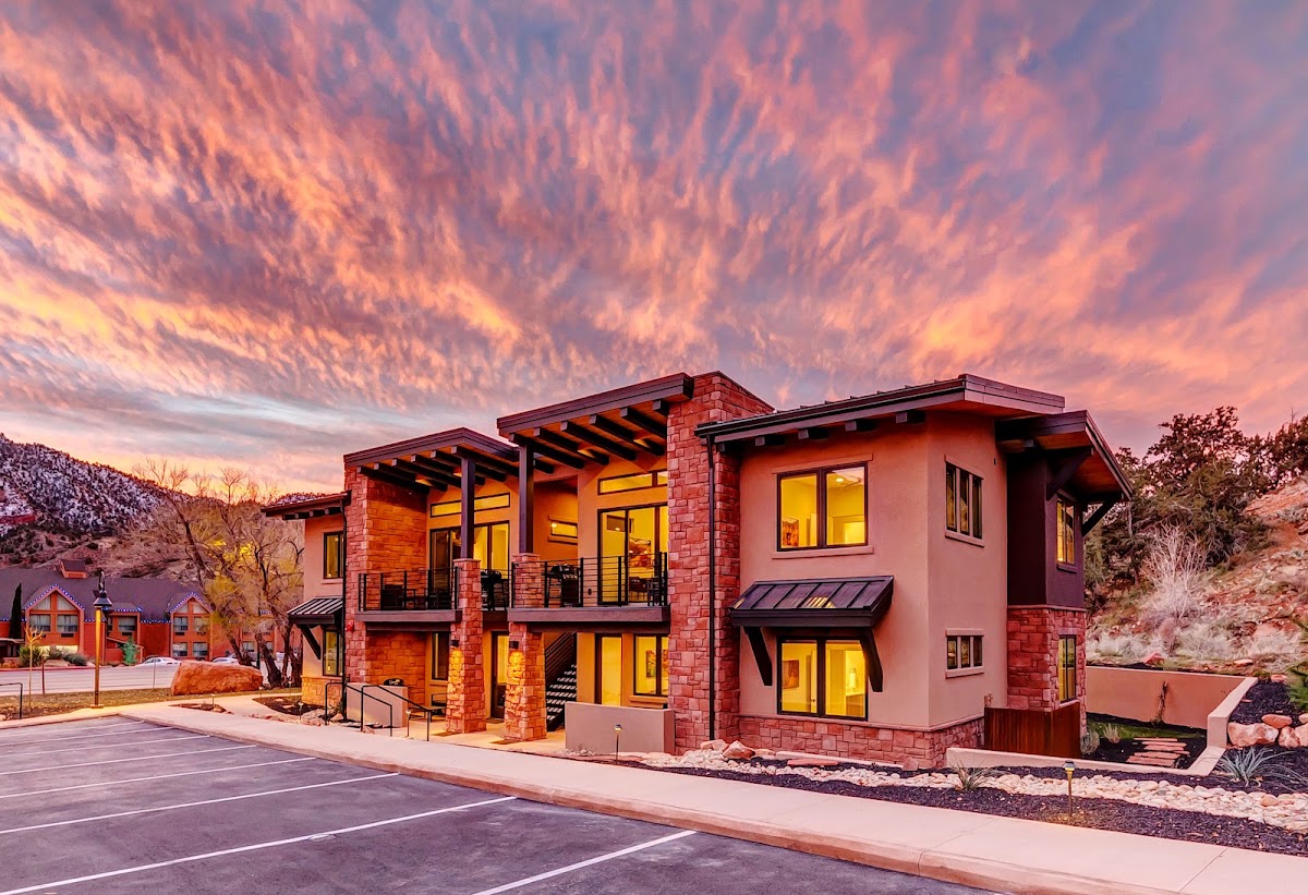 LaFave South: Luxury Rentals at Zion — photo 1