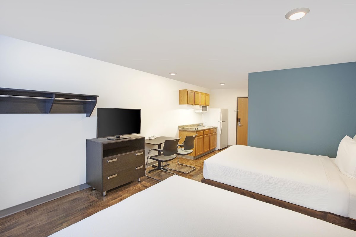 Extended Stay America Select Suites- Fort Myers - Northeast — photo 3
