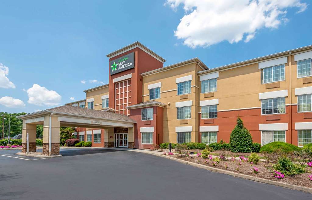 Extended Stay America Suites- Newark - Woodbridge — photo 5