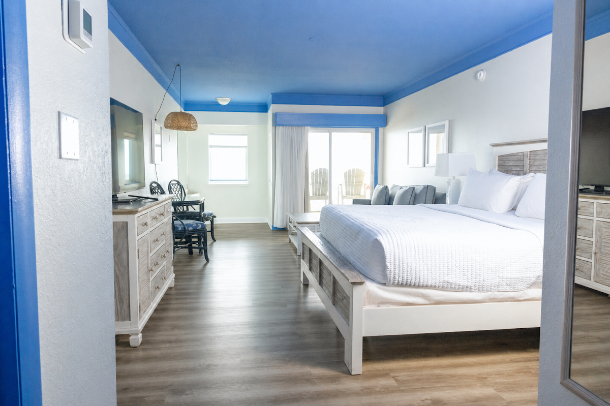 Surf Side Hotel — photo 3