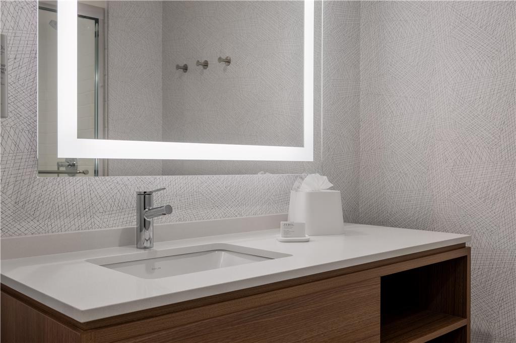Home2 Suites by Hilton Houston Downtown Convention Center — photo 5