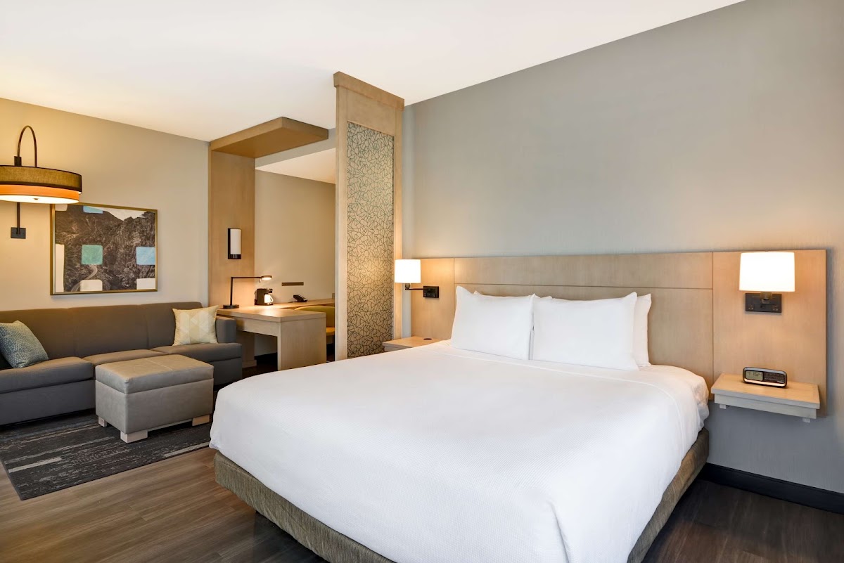 Hyatt Place Fresno — photo 3