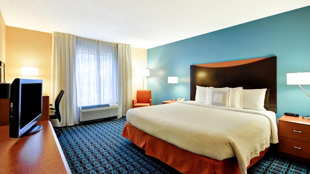 Fairfield by Marriott Inn & Suites Dallas Medical/Market Center — photo 3