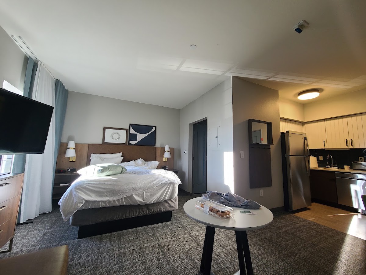 Staybridge Suites - Colorado Springs NE Powers, an IHG Hotel — photo 3