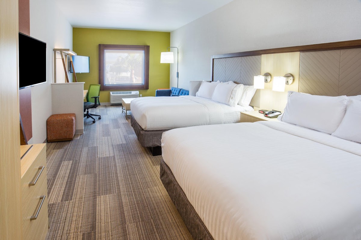 Holiday Inn Express & Suites Pahrump by IHG — photo 3