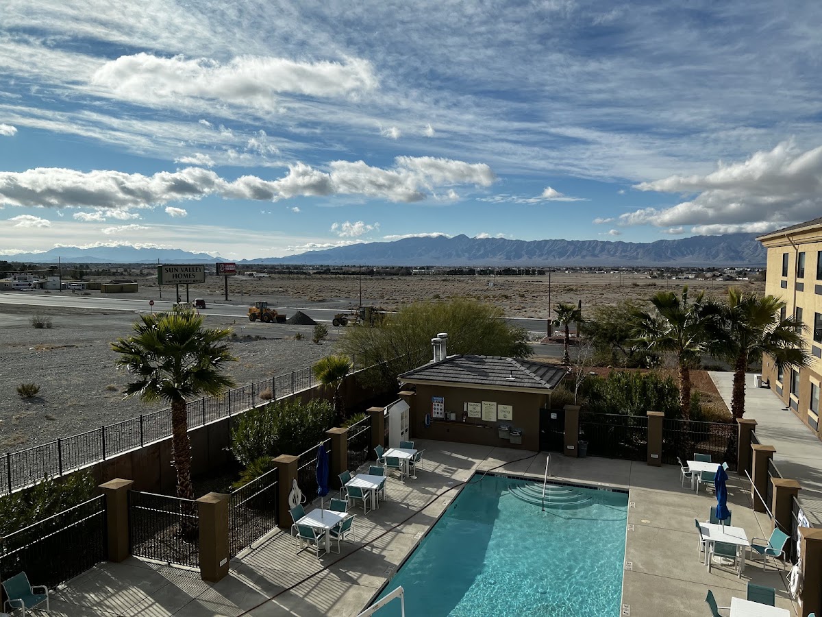 Holiday Inn Express & Suites Pahrump by IHG — photo 4
