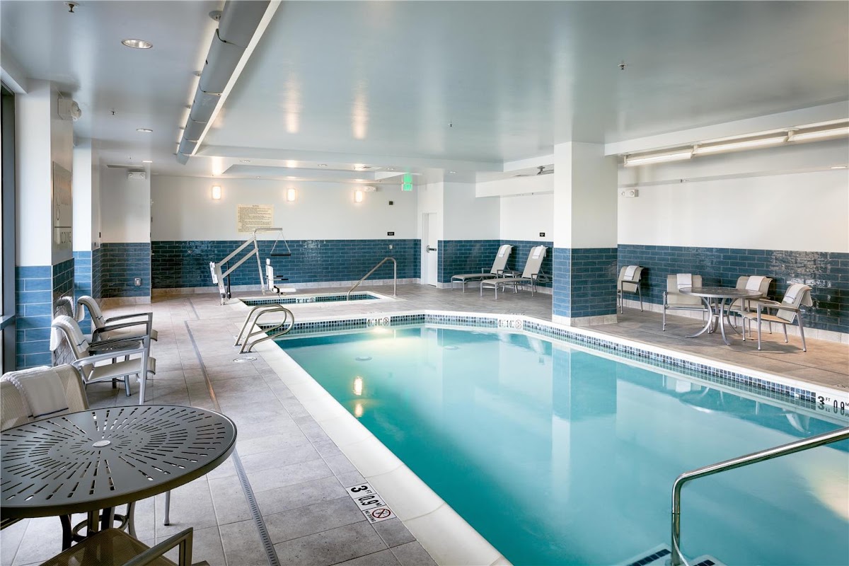 Hampton Inn & Suites by Hilton Seattle/Northgate — photo 4