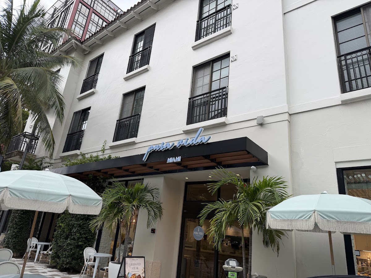 Pura Vida Miami — photo 3