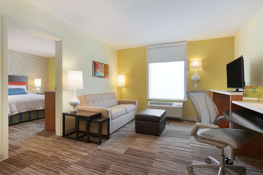 Home2 Suites by Hilton Champaign / Urbana — photo 3