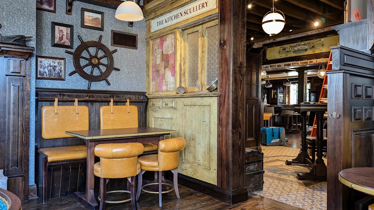 Wexford, Savannah's Irish Pub — photo 1