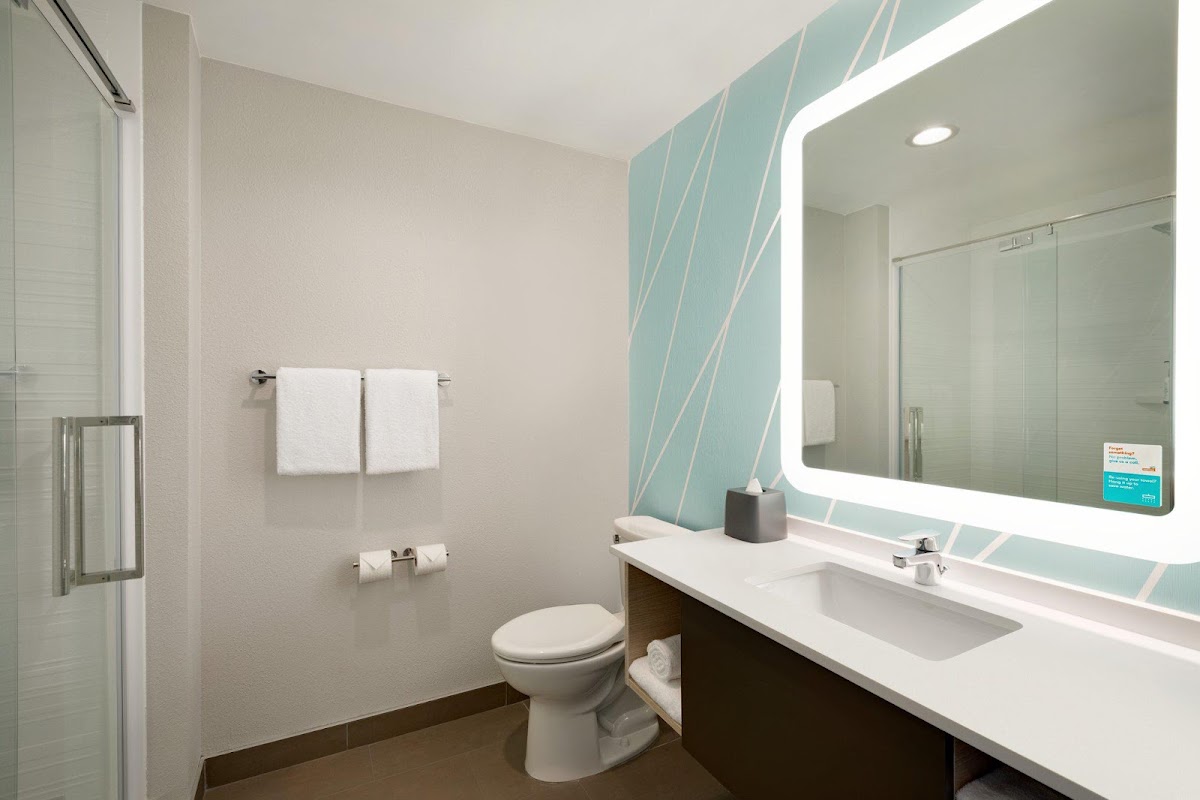 avid hotel Tulsa South - Medical District by IHG — photo 4