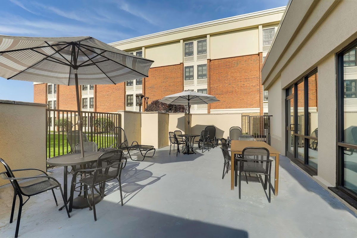 Drury Inn & Suites St. Joseph — photo 1