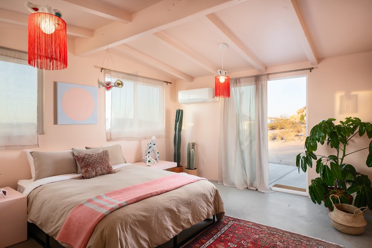 The Meltdown - Airbnb & Lodging in Joshua Tree, CA — photo 3