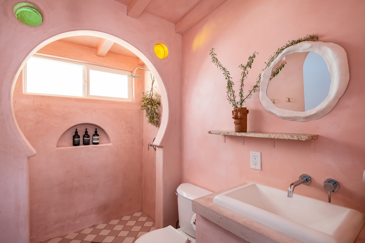 The Meltdown - Airbnb & Lodging in Joshua Tree, CA — photo 4