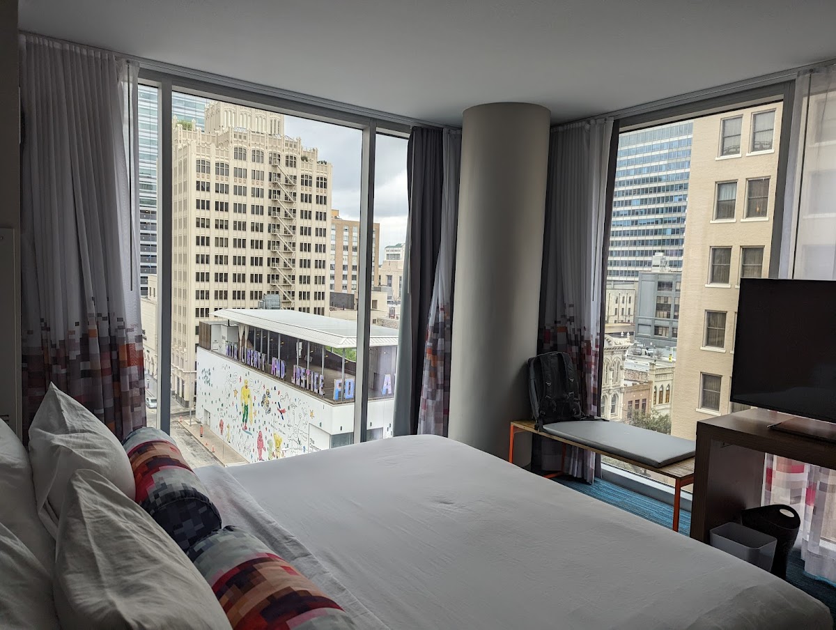 Aloft by Marriott Austin Downtown — photo 3