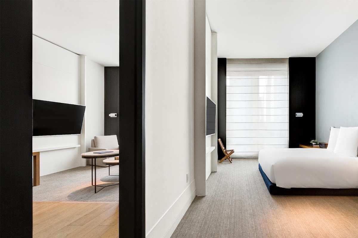 Andaz 5th Avenue, by Hyatt — photo 3