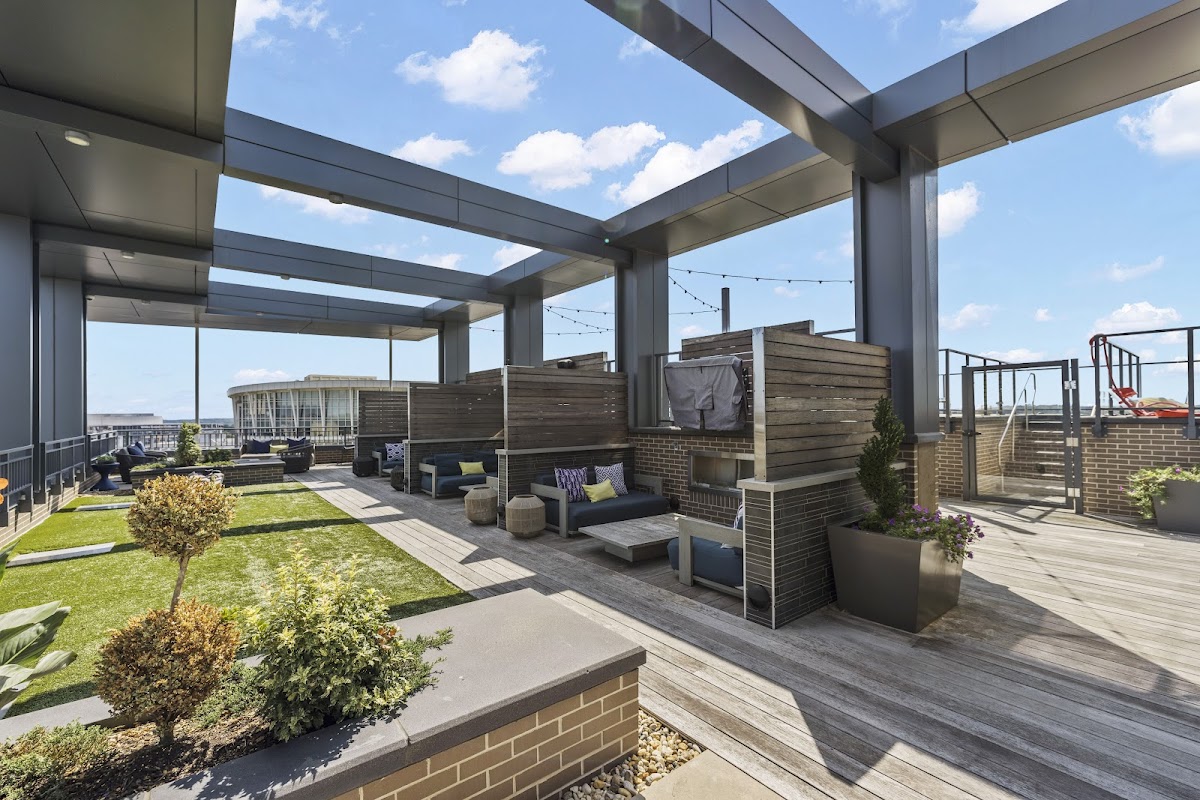 Placemakr Marymount Ballston — photo 1